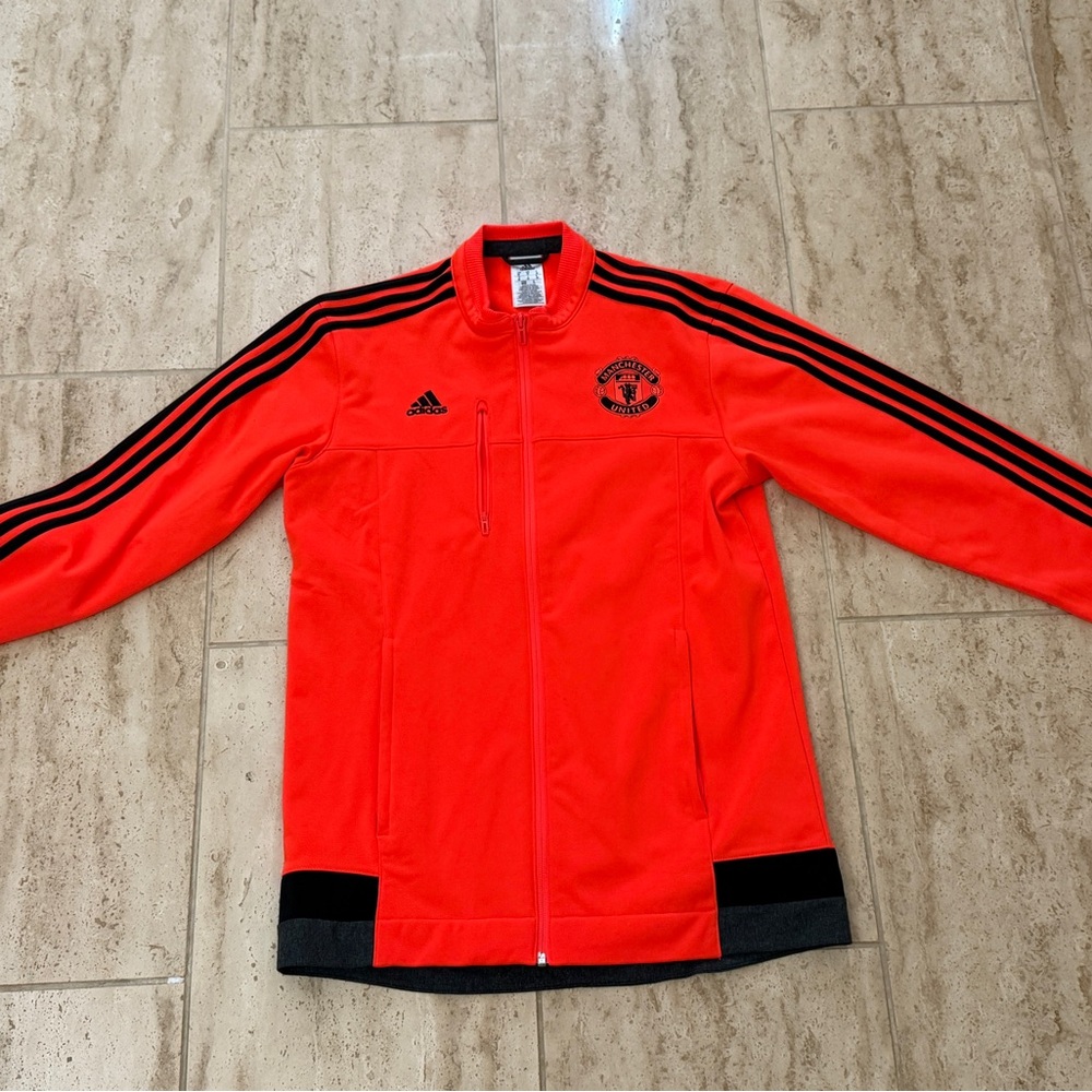 Men’s Manchester United Zip Up/Warm up jacket